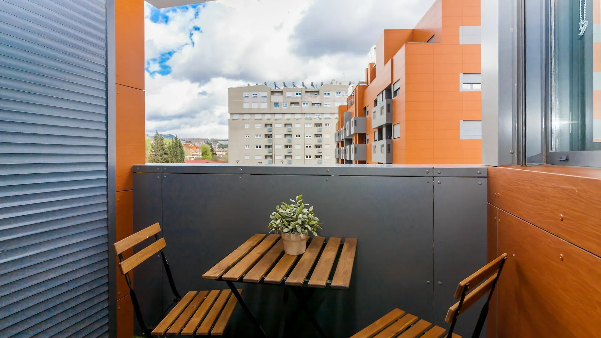 New Big Apple Apartment Pts Granada Canovas Espanha